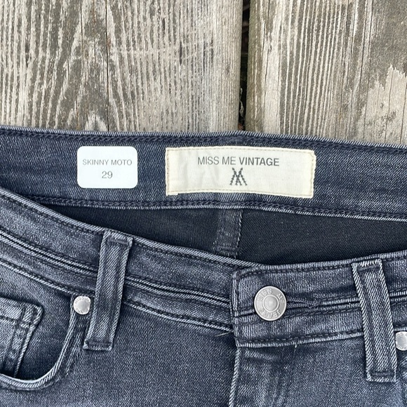 NWT Miss Me Vintage Moto Skinny Stretch Jean - Picture 10 of 15